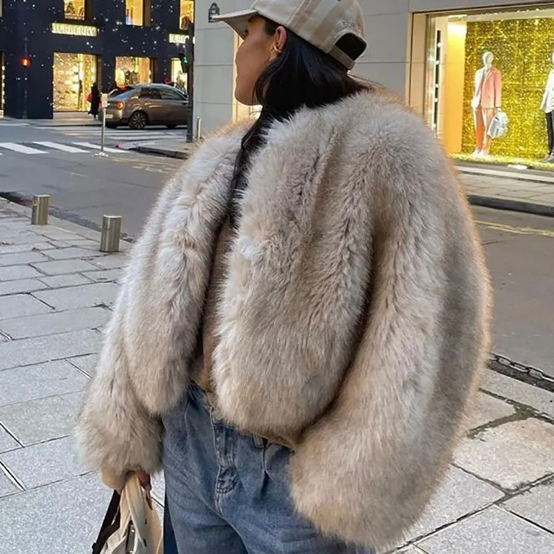 Street Fashion Week - Efsanevi Sokak Modası Haftası Kısaltılmış Suni