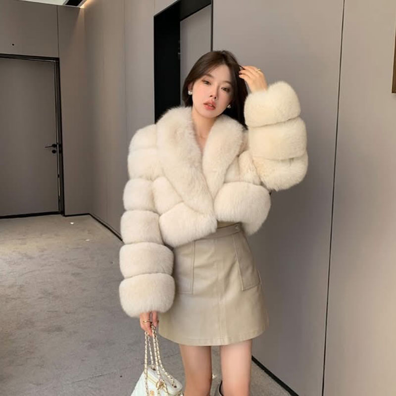İkonik Sokak Moda Haftası Lüks - Street Fashion Week incelemesi ve fiyatı